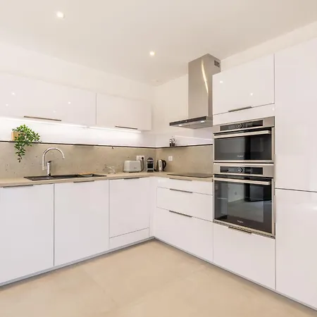 Appartement Akemi By Interhome *